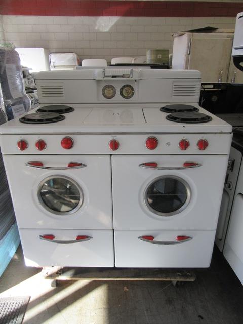 https://www.antiqueappliances.com/wp-content/uploads/1950s-Westernholly-D.Oven-213-2.jpg