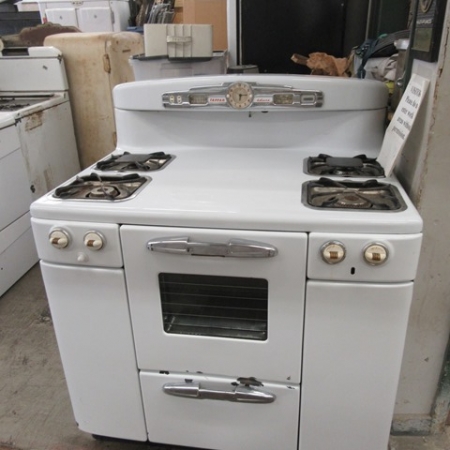 1951 Tappan Gas Stove - Antique Appliances